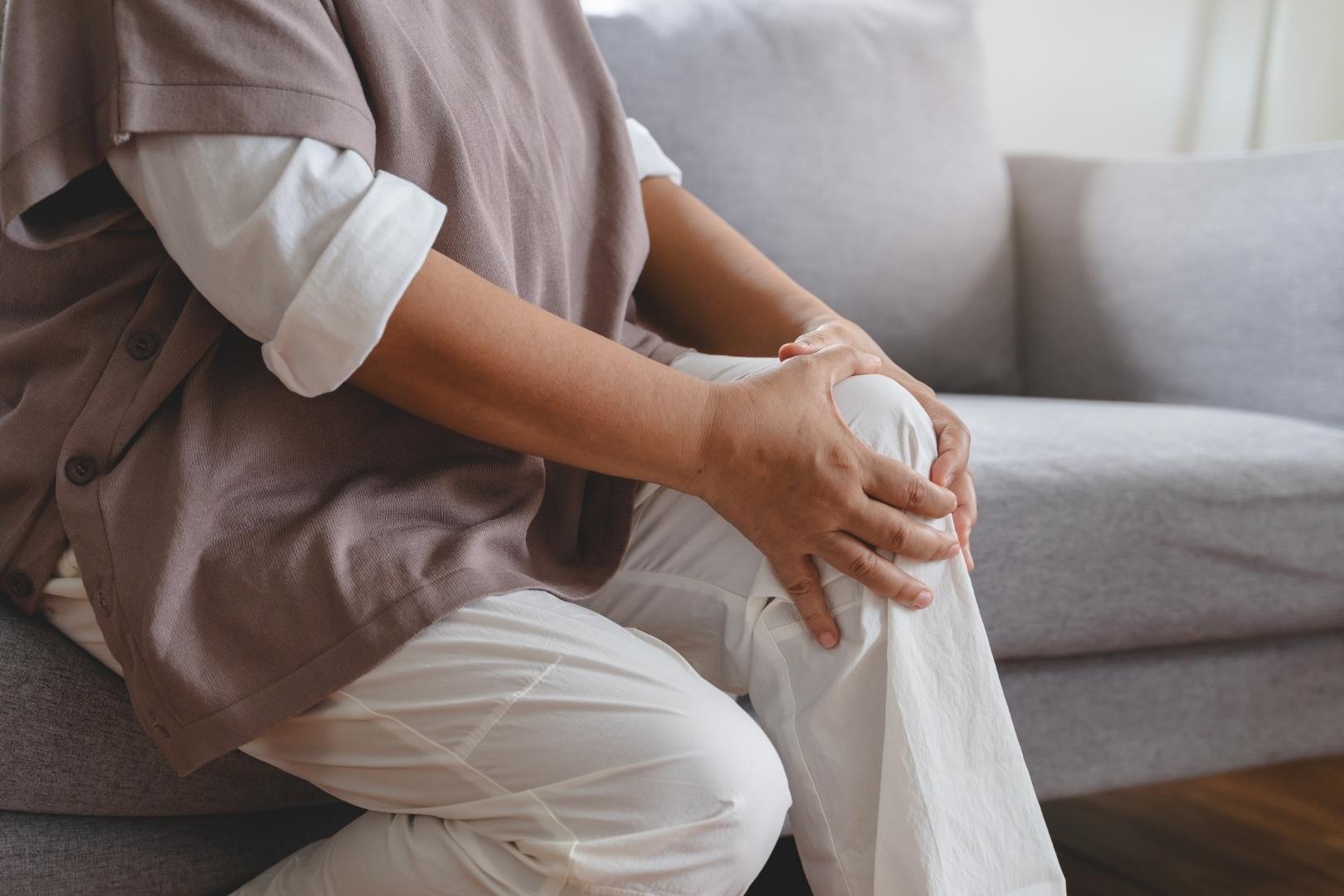 Image of a patient getting nerve pain relief treatments